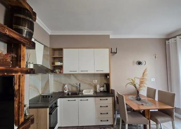 Muli 1 Bedroom *