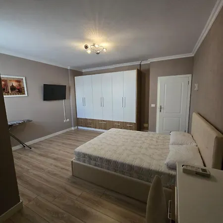 Muli 1 Bedroom *